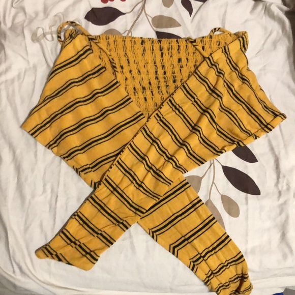 Yellow striped wrap top - Picture 5 of 5